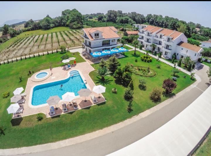 Hotel Comfort & Villas Donji Stoj Bagian luar foto