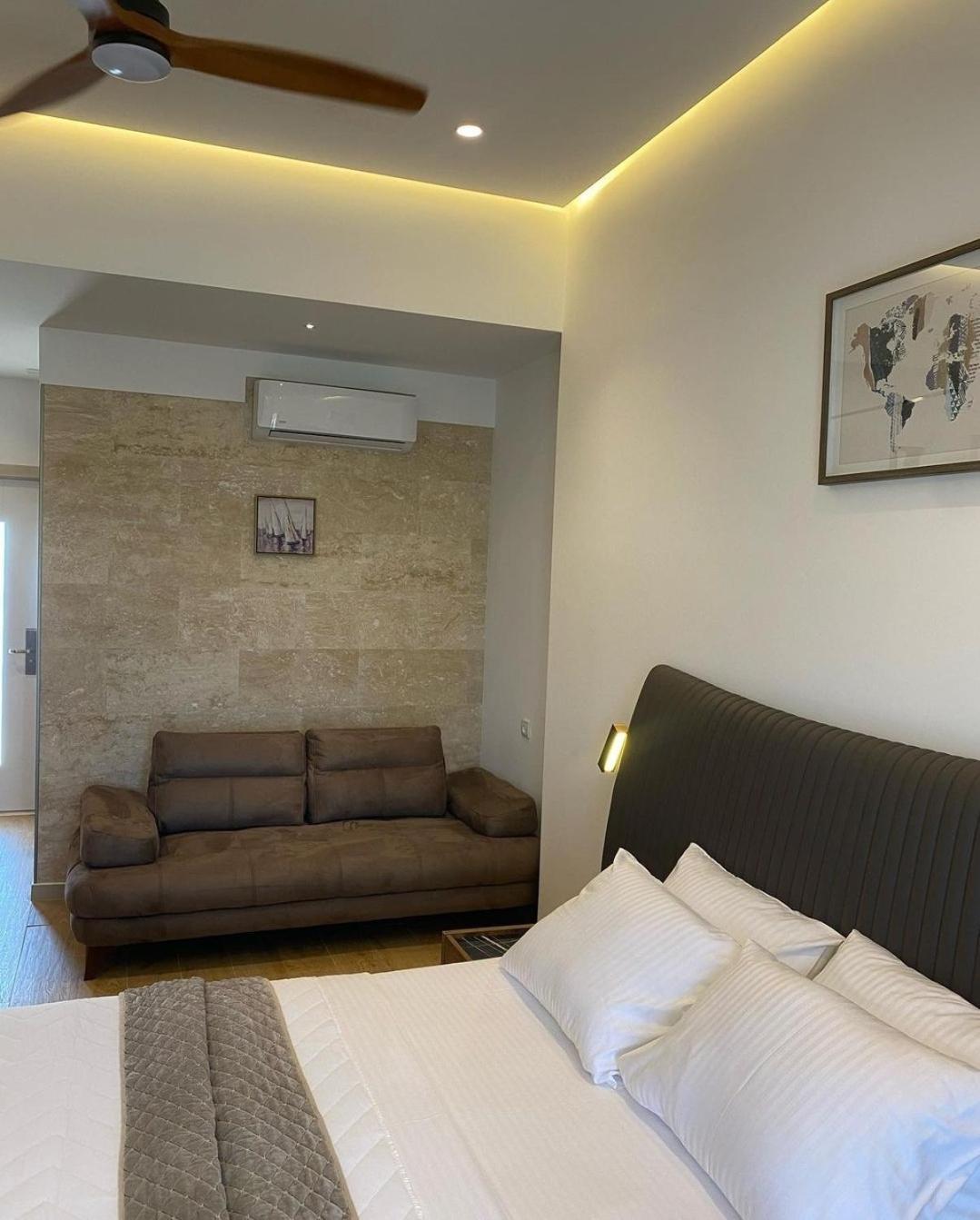 Hotel Comfort & Villas Donji Stoj Bagian luar foto